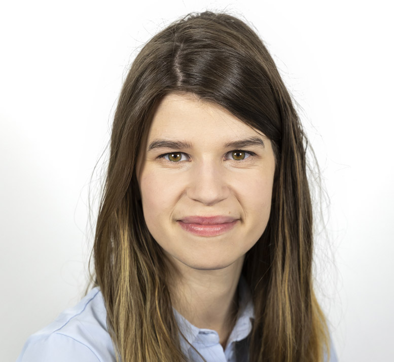 Julie Tactis